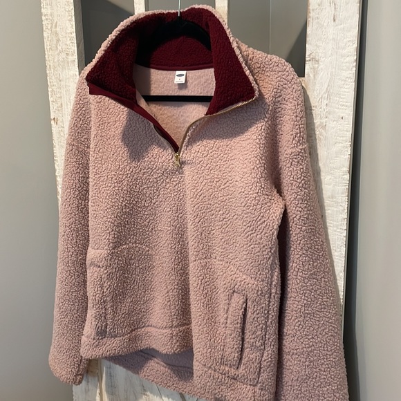 Woman’s Old Navy 3/4 Zip Fleece - Picture 2 of 5